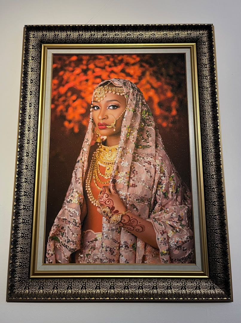 20×30 inch Royal picture frame